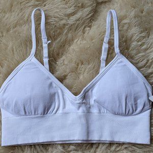 Lululemon Ebb to Street Bra, brand new size 8